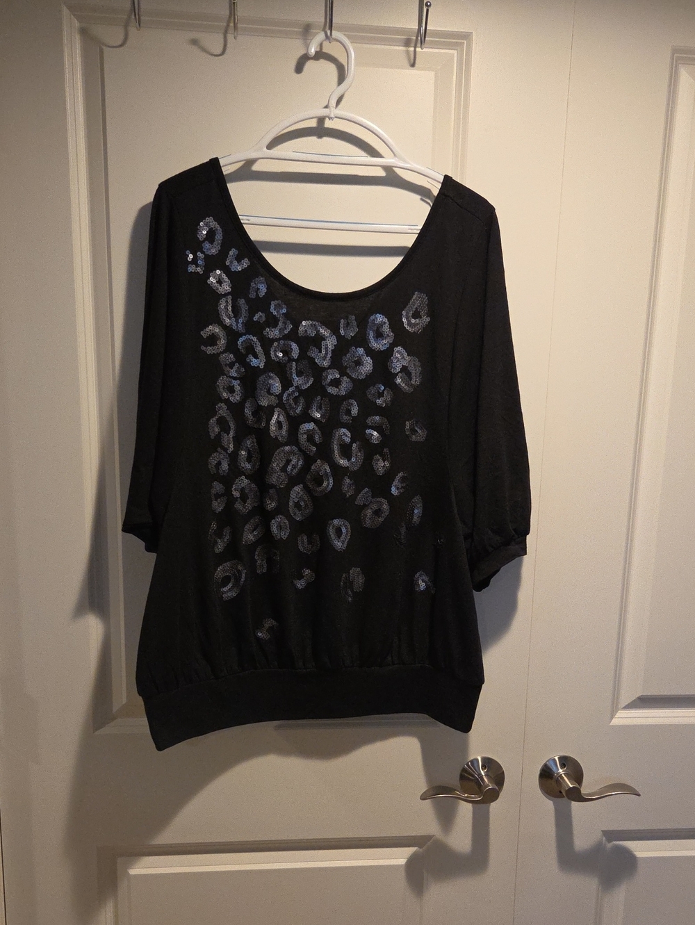torrid Black Scoop Neck Metallic Leopard Print Top